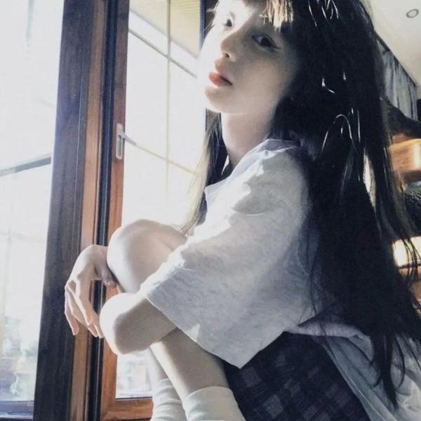 芙烈达·卡萝的自画像 在线观看